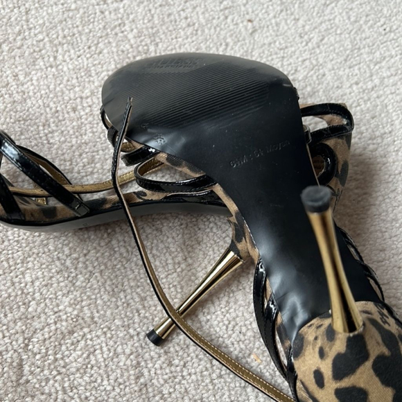 Super sexy Guess high heel sandals size 6.5 Animal print - Picture 9 of 9